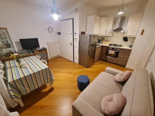 Sunny NoLo Milano Apartment
