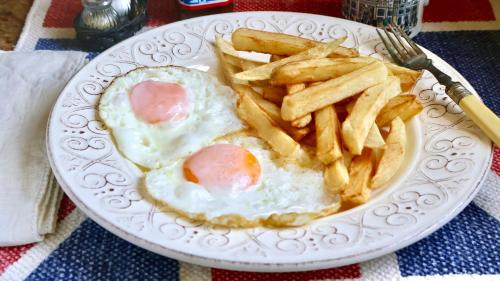 Jídlo v penzionu nebo okolí