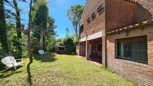 Κήπος έξω από το Excellent house in Mar de Ostende