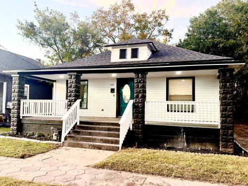 Το κτήριο όπου στεγάζεται  η βίλα