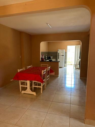 Køkken eller tekøkken på Casa com vista para farol do Parracho