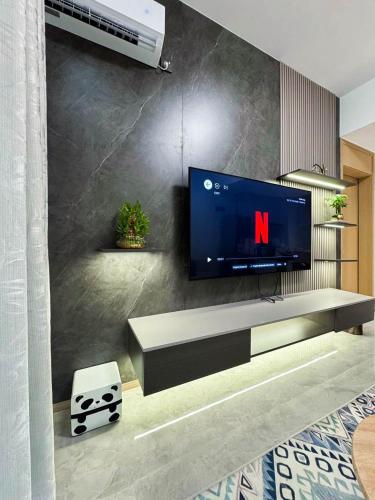 The Pinnacle Residence - 1 bedroom condo oasis