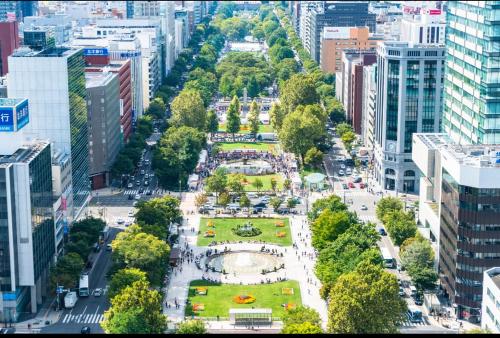 Linna Kita-rokujō üldine vaade või majutusasutusest La Parfait de Sapporo 814 Sapporo Station 6-minute walk from Sapporo Station pildistatud vaade
