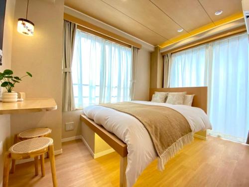 H-Tokyo Simple and Warm Rooms