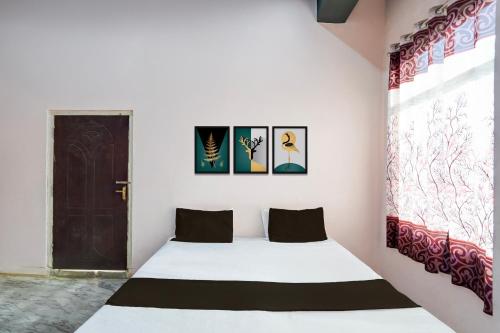 Voodi või voodid majutusasutuse SPOT ON The Highway Express toas