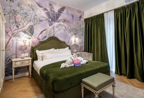 Postel nebo postele na pokoji v ubytování Paradiso Luxury Suite By Sattal Chabad