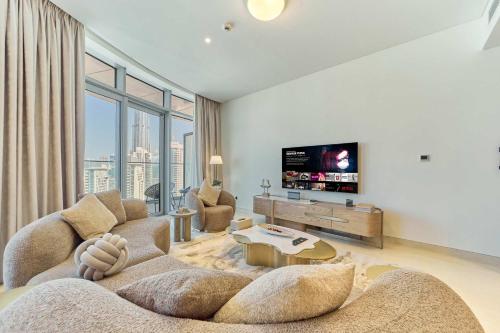 fam Living Ultra Luxury 3BR Burj Khalifa View