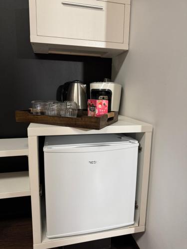 Η κουζίνα ή μικρή κουζίνα στο FLH - Sibiutiful