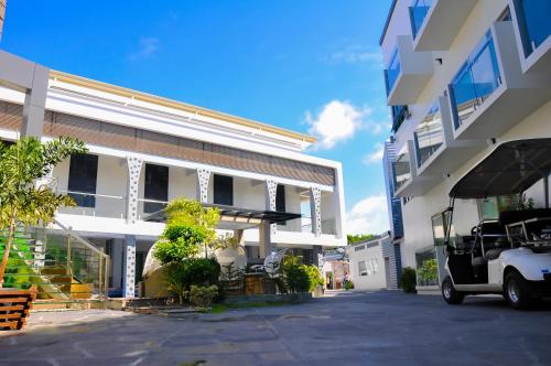 Galeriebild der Unterkunft Eloisa Royal Suites in Mactan