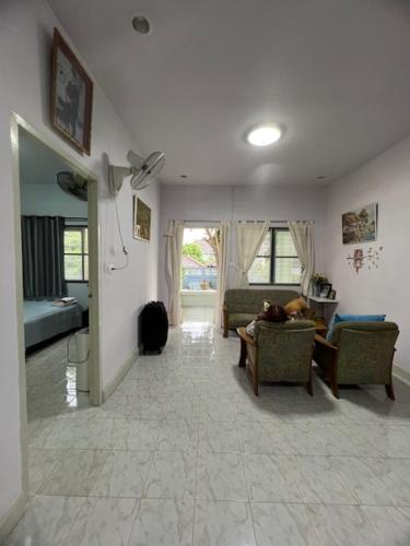 Χώρος καθιστικού στο PhimHomeStayCR