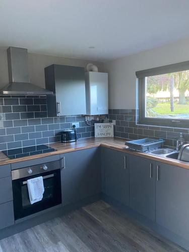 Kuchyň nebo kuchyňský kout v ubytování Zara’s retreat