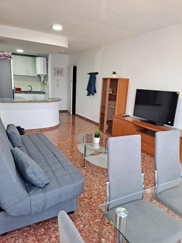Comfortable apartmento en zona Feria 2