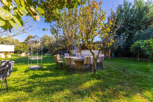 Κήπος έξω από το Ferma Gold Double Room