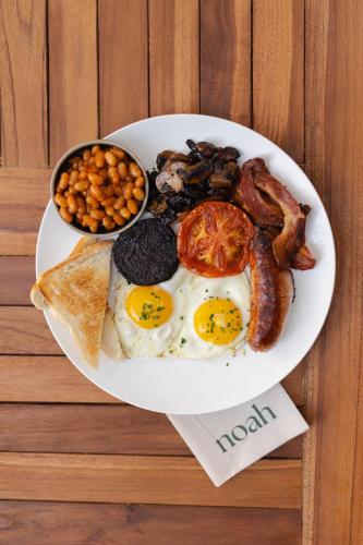 Jídlo v aparthotelu nebo okolí