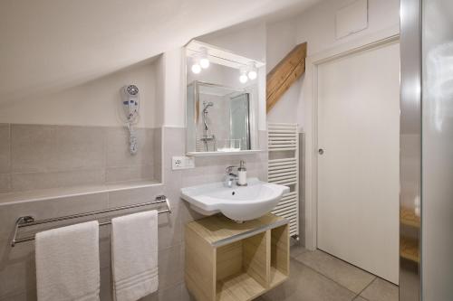 Koupelna v ubytování Residence La Terrazza - Südtirol erleben in Kaltern am See