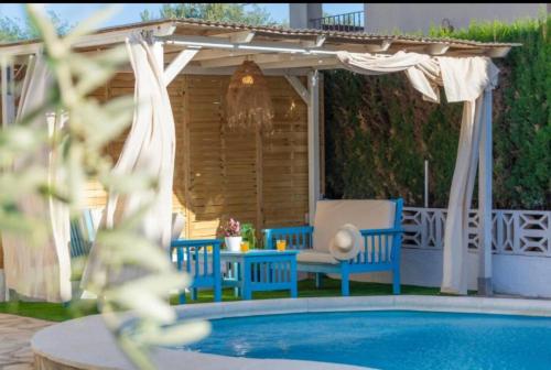 Casa Delicias • Pisc. Privada • Playa • BBQ • 6PAX