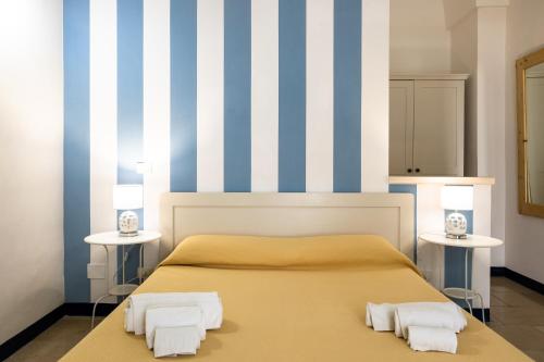 Postel nebo postele na pokoji v ubytování Fenisia Guest House option wellness