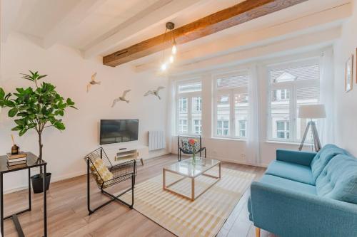 Vieux Lille: bright, functional apartment