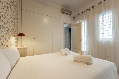 San Luis Duplex Center by Valcambre