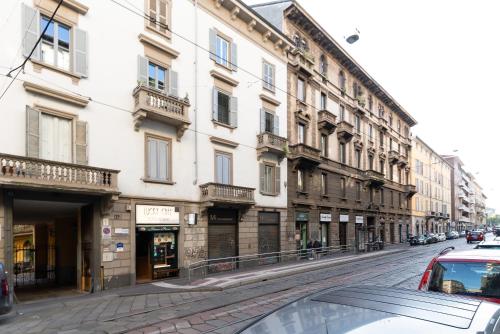 GuestHost - Modern Flat near Darsena
