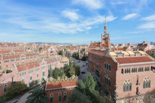 ApartEasy - Lovely Atic in Barcelona