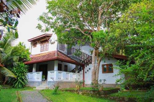 Vườn quanh HideOut Mirissa by Artios