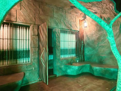 Ένα μπάνιο στο Skyp Lake jungle