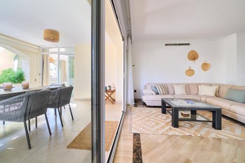 Luxury Apartment in Hacienda Playa, Beach & Pool