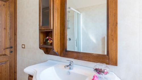 Ένα μπάνιο στο Poderina dei Poggi 16, Emma Villas