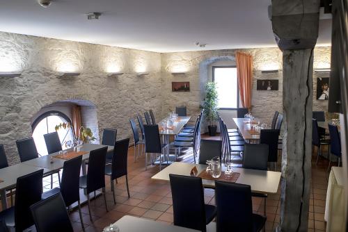 Εστιατόριο ή άλλο μέρος για φαγητό στο Landesmusikakademie Hessen