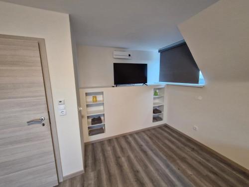 TV a/nebo společenská místnost v ubytování Daniels Zimmer