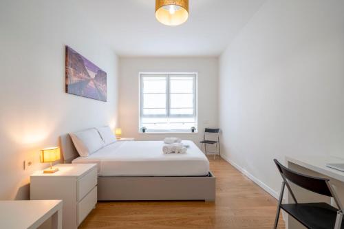 Elegant and Modern Apartment in Central Milan
