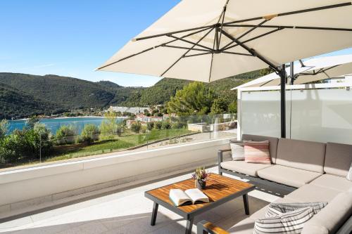Afbeelding uit fotogalerij van Park Hill Residences in Rabac