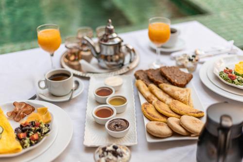 Đồ ăn tại/gần khách sạn