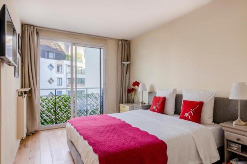 Parisian Elegance and Charm