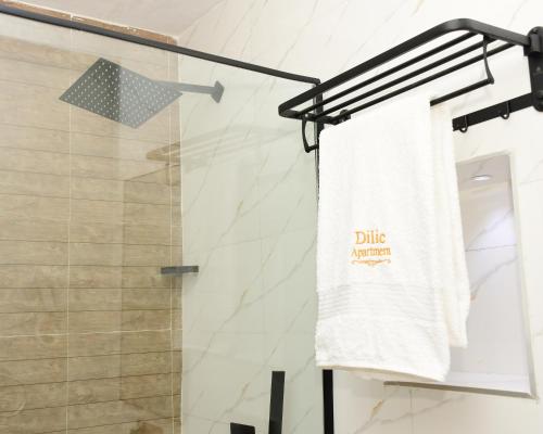 Koupelna v ubytování Chic City 1Bedroom 24hrs Power walk to Aso Rock H-Medix