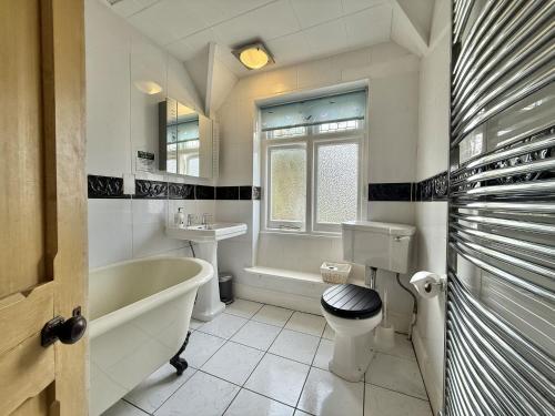 Koupelna v ubytování 5 Belmont Terrace