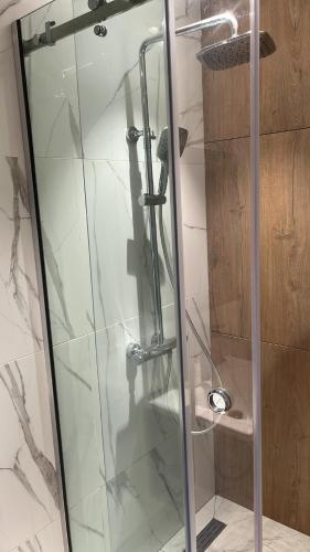 Koupelna v ubytování Macdonald Residence