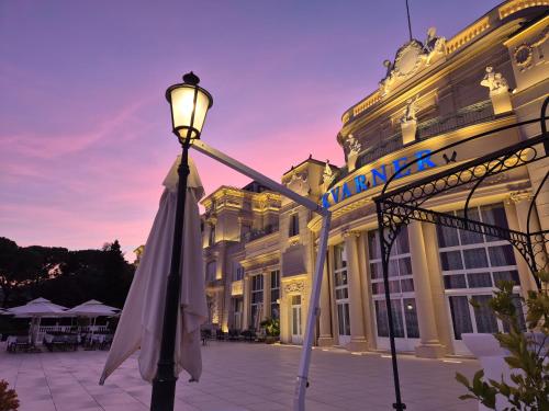 Apartment Tina (near the sea, Opatija center, free private parking)