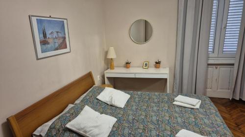 Apartment Tina (near the sea, Opatija center, free private parking)