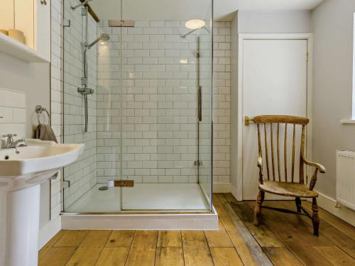 Ένα μπάνιο στο 4 Bed in Hay-on-Wye Town BN116