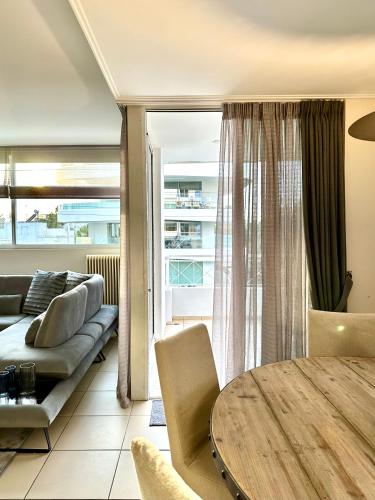 Elaia Luxury Selections - Amber