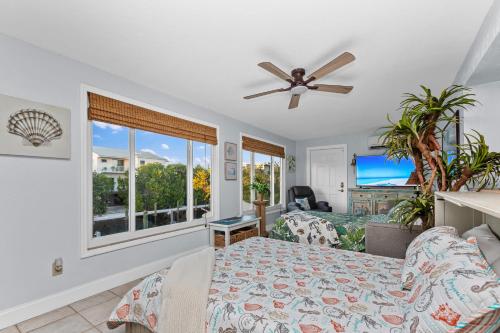 Ένα ή περισσότερα κρεβάτια σε δωμάτιο στο Blue Paradise - 7 DAY MINIMUM STAY