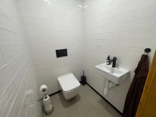 Koupelna v ubytování Horský apartmán Hygge Bedřichov