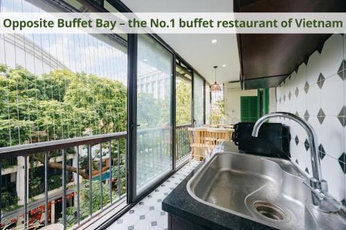 Ảnh trong thư viện ảnh của Deluxe Indochine 2BR & 1BA Panorama view in Hoan Kiem & Old Quarter ở Hà Nội