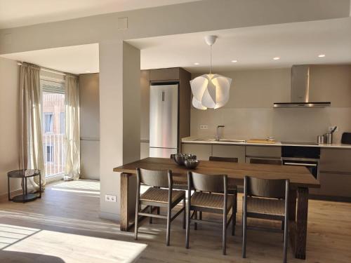 Exclusive Beach District Flat - Fully Renovated