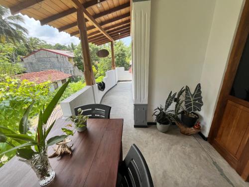 Κήπος έξω από το Sunil villa