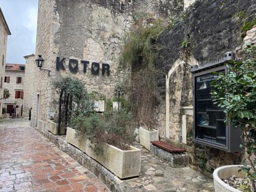Imagen de la galería de Last Summer hotel Kotor, en Kotor