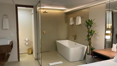 Ένα μπάνιο στο One Apartments Provenza