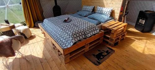 Postel nebo postele na pokoji v ubytování Liptov Wild Glamping